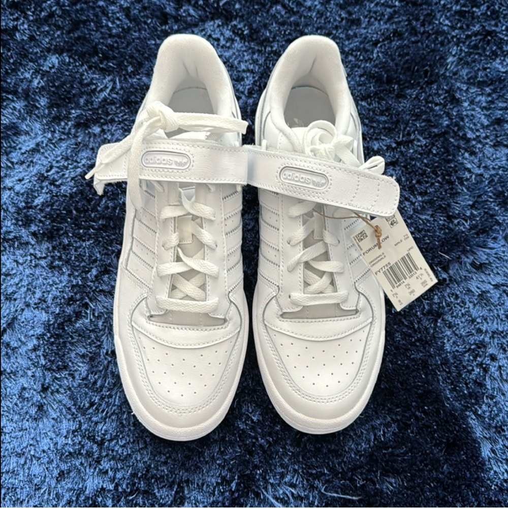 Adidas Forum Low Sneakers